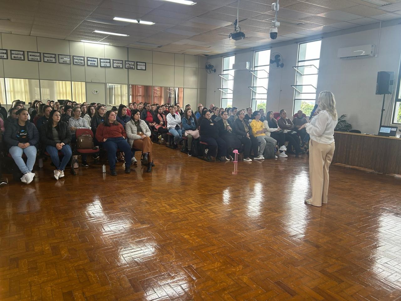 Saúde e Bem-Estar dos Professores - Independência